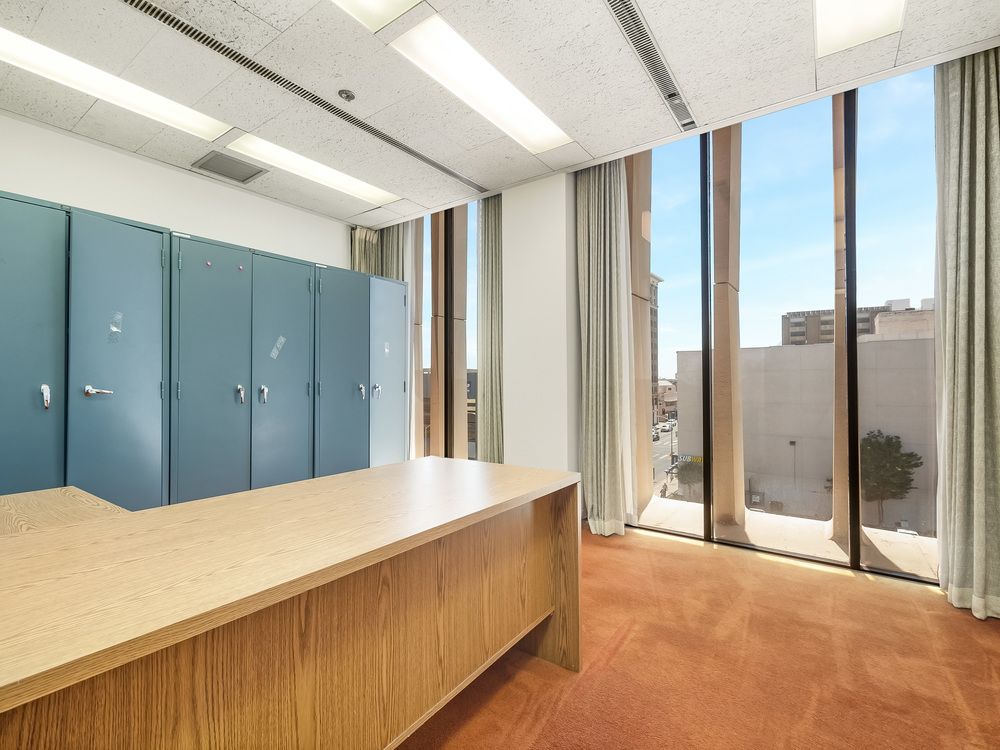 Office Space Available in Excellent Condition & Move-In Ready : 1221 Van Ness Ave, Fresno, CA 93721